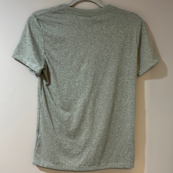 Nike Tee - Picture 6 of 7